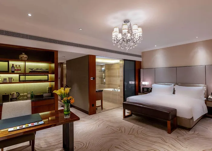 Sofitel Hangzhou Westlake - Few Steps To West Lake, With Panoramic Lake View Terrace