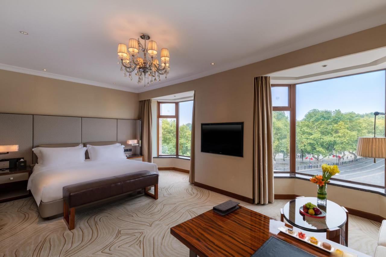 Sofitel Westlake - Few Steps To West Lake, With Panoramic View Terrace Hotel 5*