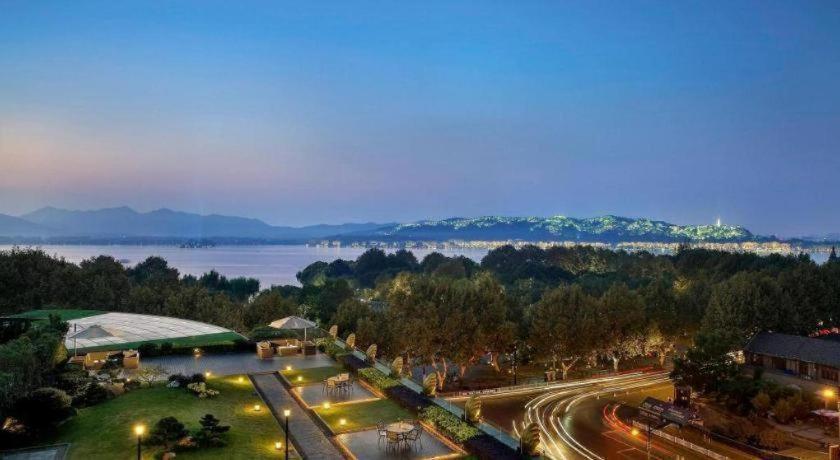 Hotel Sofitel Westlake - Few Steps To West Lake, With Panoramic View Terrace 5*